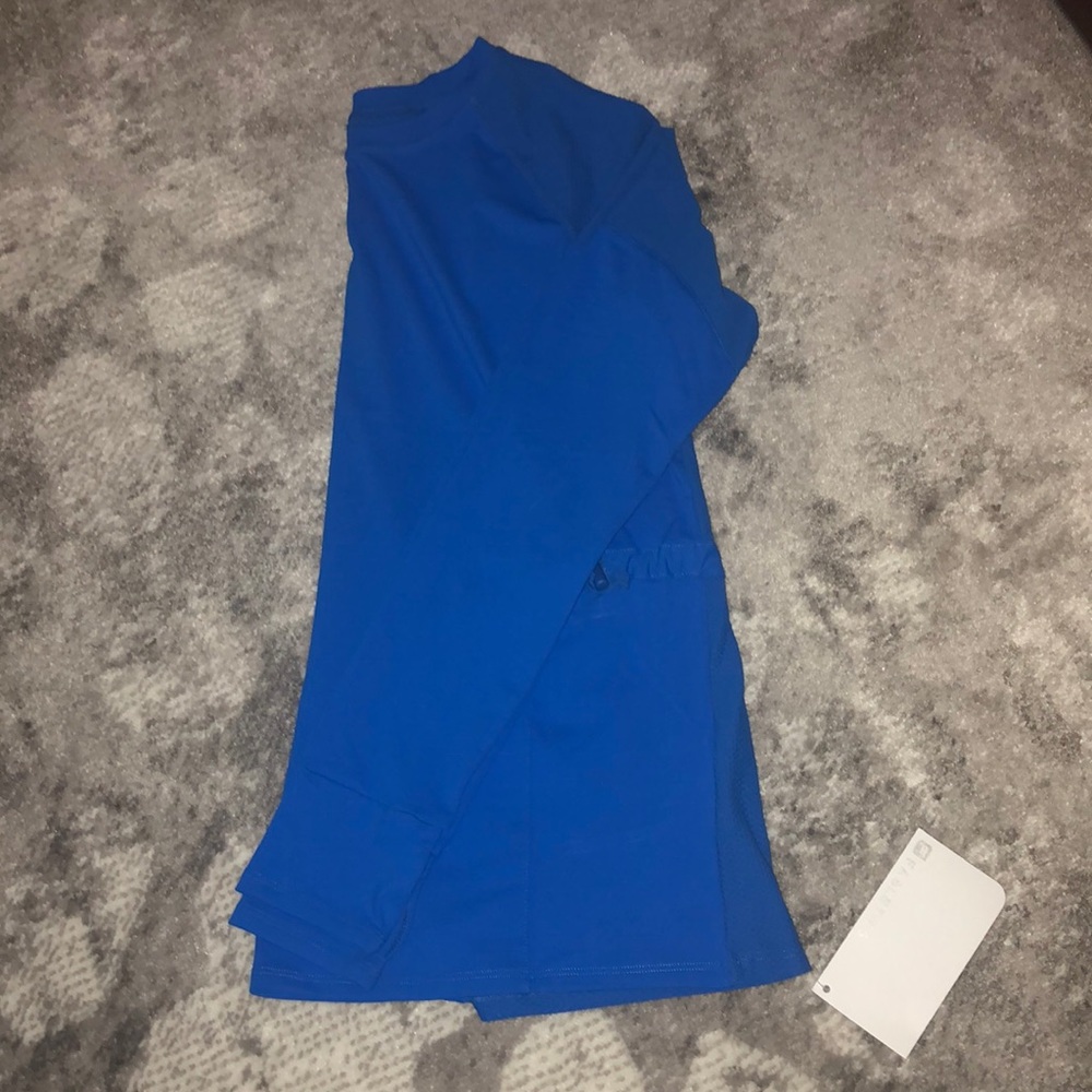 NWT Fabletics Lana long-sleeve Top. Medium - Picture 3 of 4